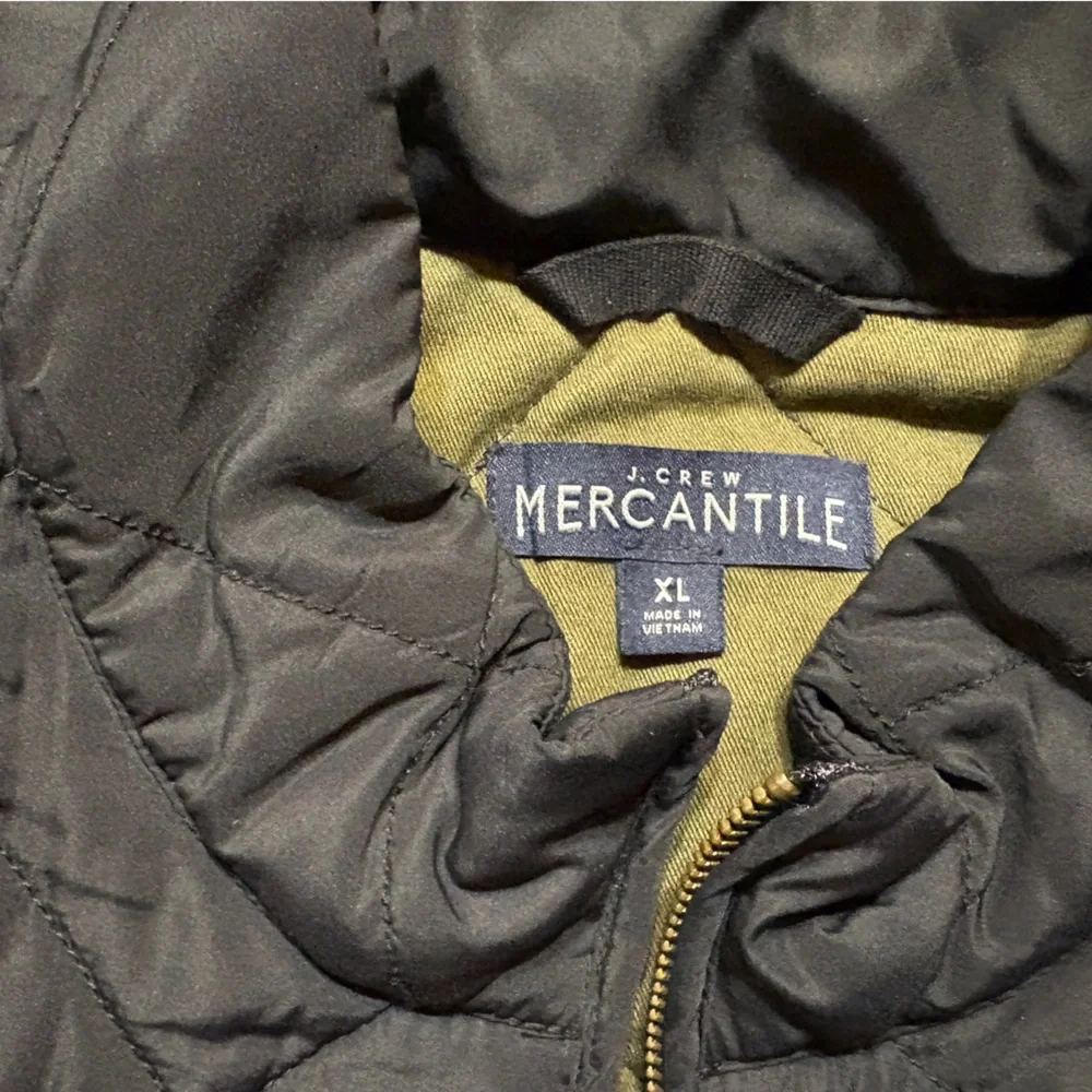 J Crew Men's Black Quilted Puffer Vest XL Layering Piece‎ Barncore Urbanwear